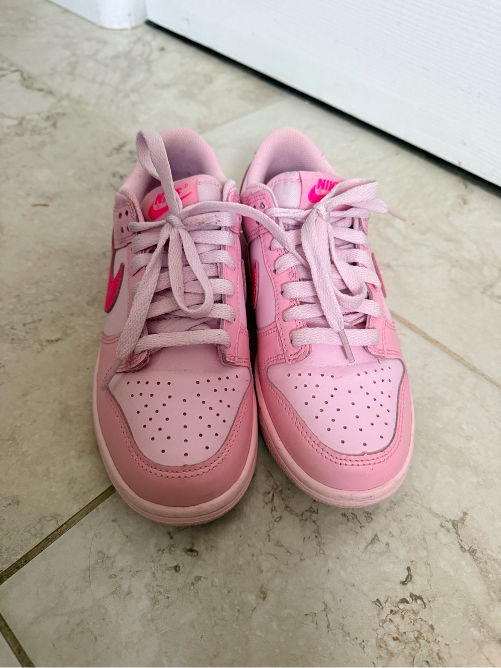 Nike Kids Pink Low-Top Sneakers with Hot Pink Swoosh